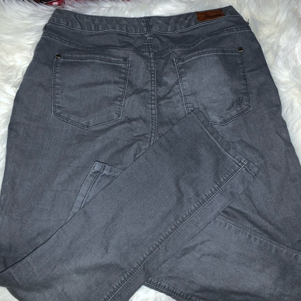 Express Jeans - Picture 3 of 5